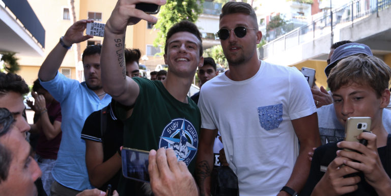 Chelsea to miss out on Milinkovic-Savic deal with Serbian staying put
