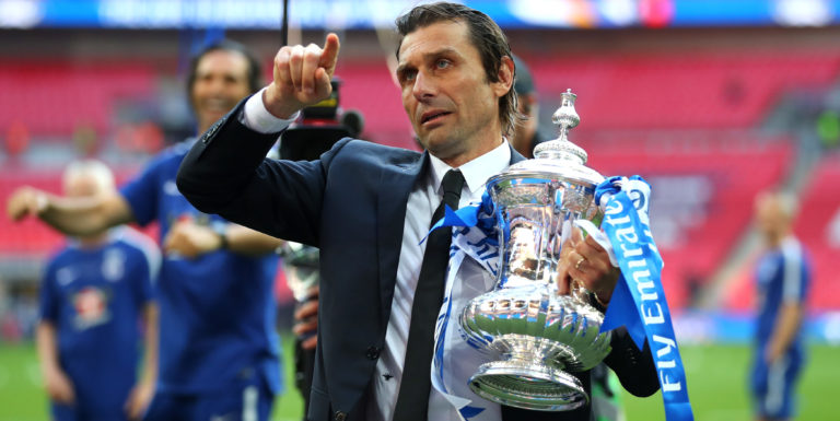 Ex-Chelsea boss Conte held talks over Leeds job