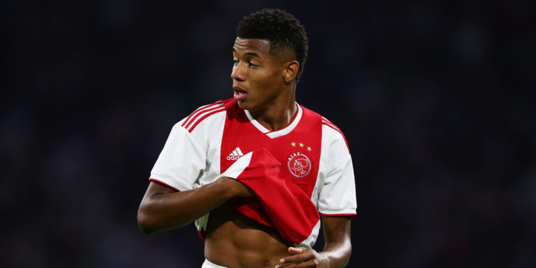 Chelsea linked with Neres move