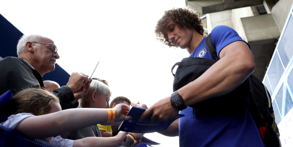 Luiz urges Chelsea to win the Europa League this season