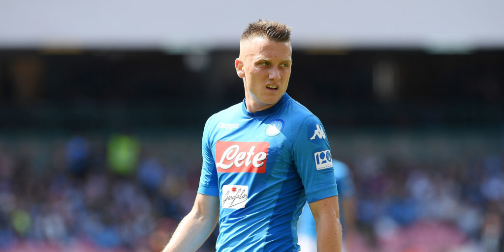 Arsenal keen to pip Chelsea to Zielinski signing