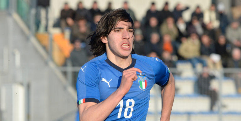Chelsea to rival Juventus for 18-year-old Italian prodigy