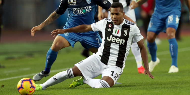 Juventus fear Alex Sandro has deal agreed with Manchester City