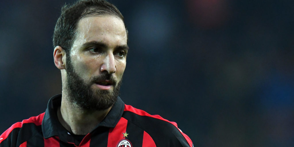 Higuain ‘waiting for Sarri’s call’ as he struggles at Milan