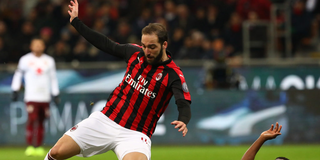 Chelsea target Higuain could leave Milan in January