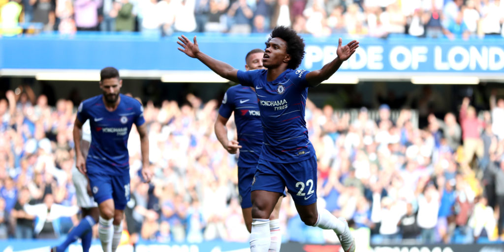 Dalian Yifang join race for Willian