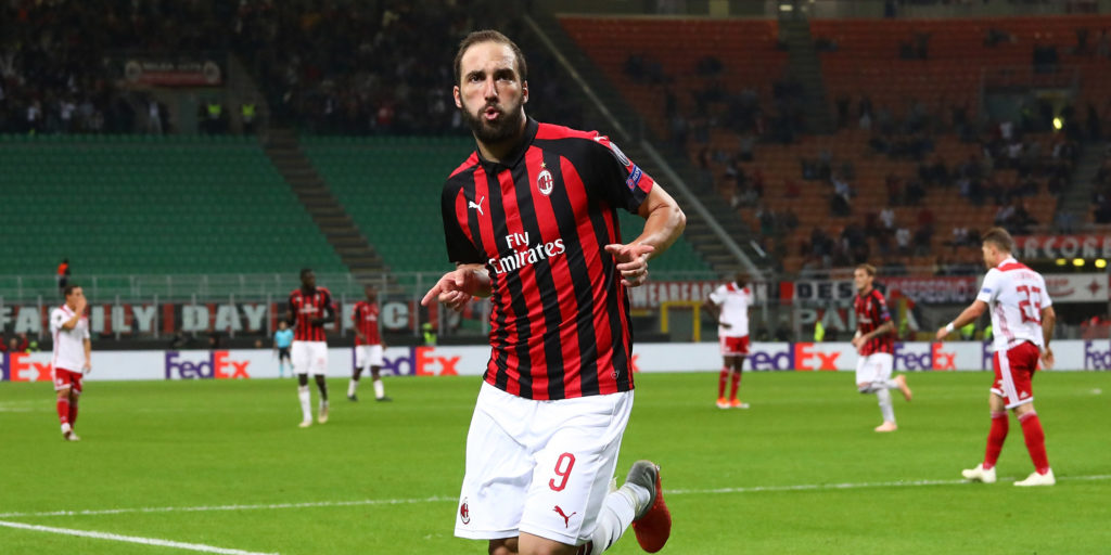 Higuain closes in on Chelsea move as he’s left out of Milan squad