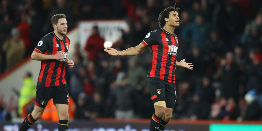 Howe makes statement on future of Chelsea-linked Ake