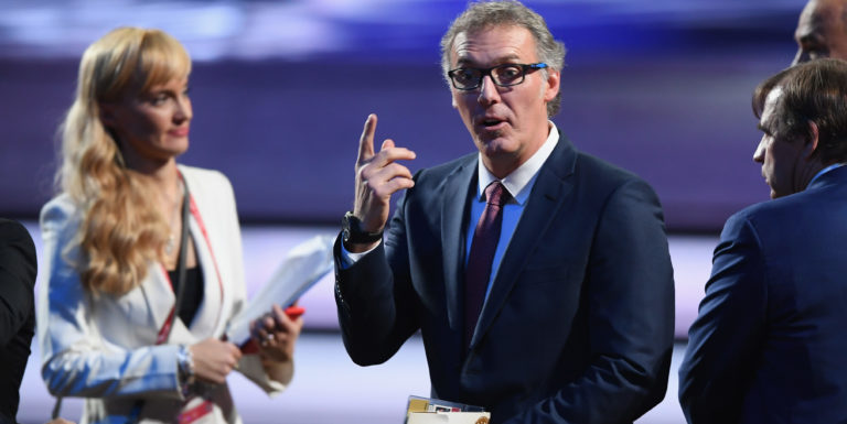 Chelsea make contact with Laurent Blanc