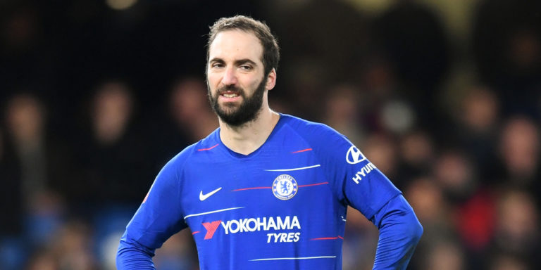 Chelsea can complete Higuain signing this summer
