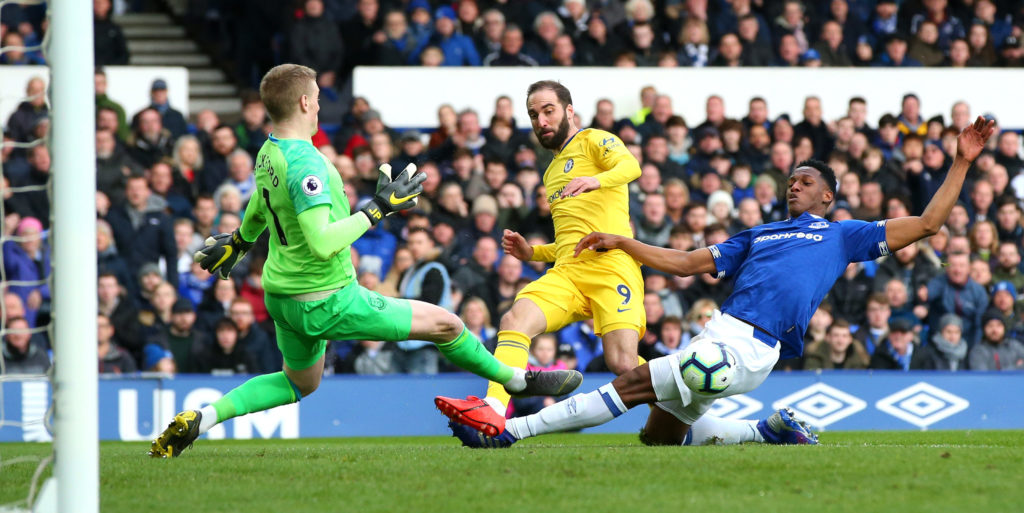 Gonzalo Higuain intends to sign for Chelsea this summer