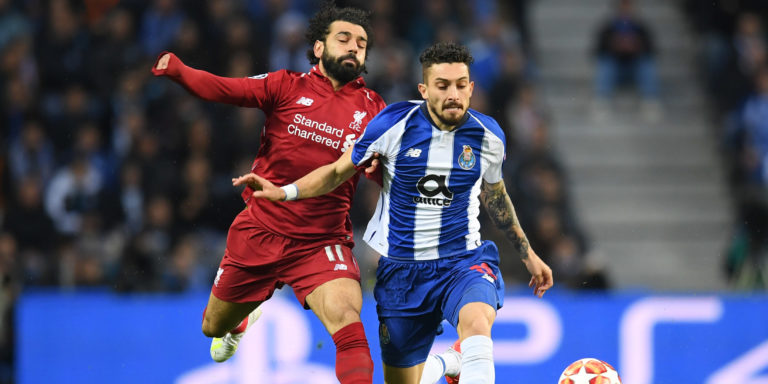 Chelsea eyeing up left-back Alex Telles?