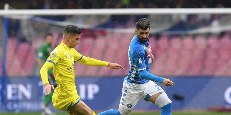 Juventus eye Chelsea target Hysaj