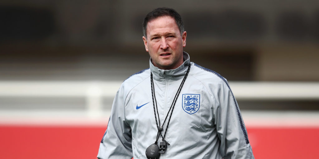 Chelsea consider Steve Holland as Maurizio Sarri replacement