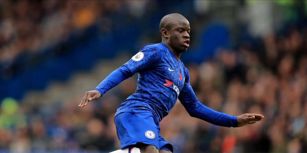 Chelsea fans react to Kante being dropped to the bench