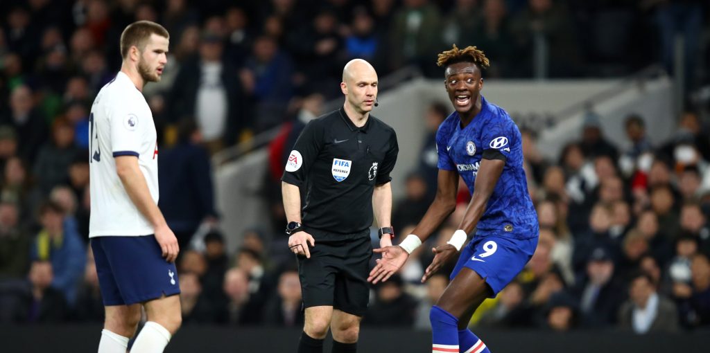 Chelsea fans react to Anthony Taylor’s decision following Gazzaniga