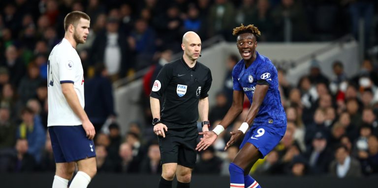 Chelsea fans react to Anthony Taylor’s decision following Gazzaniga