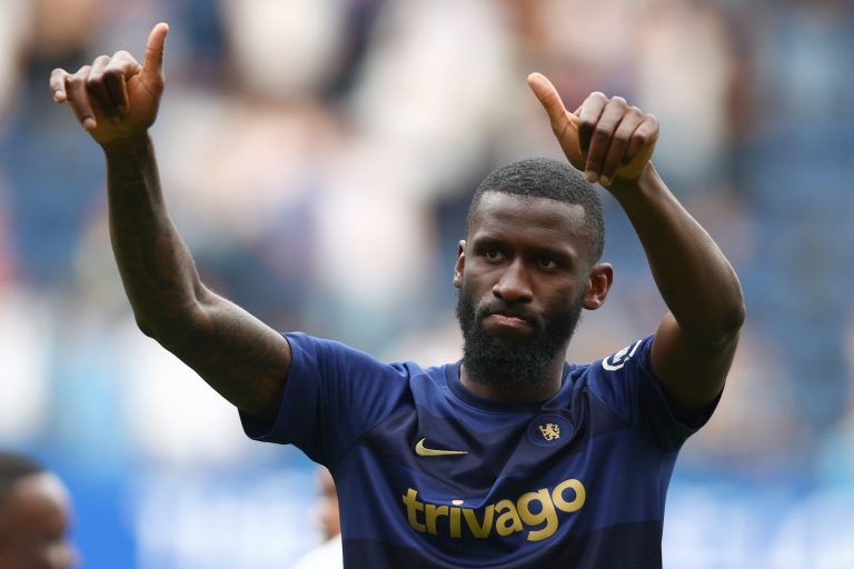 Antonio-Rudiger-waves-to-the-Chelsea-fans