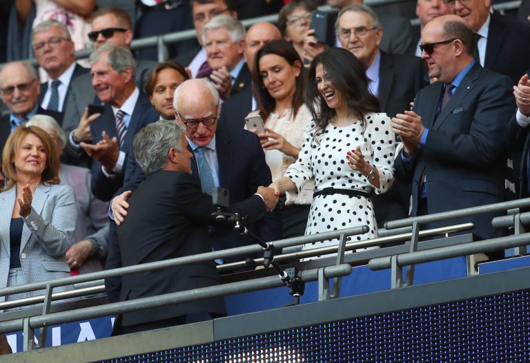 Marina-Granovskaia-shakes-hands-with-Jose-Mourinho