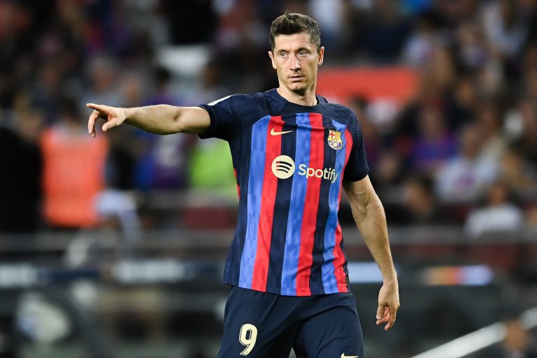 Robert-Lewandowski-in-action-for-Barcelona