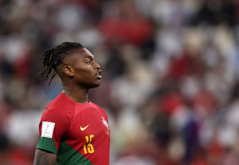 Chelsea sense £70m move for Rafael Leao
