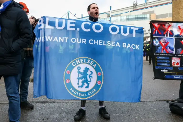 ‘Disgrace’ – Chelsea fans send clear message to BlueCo after PSG defeat