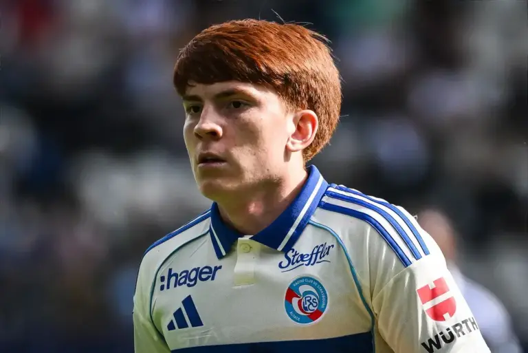 Chelsea officially announce Valentin Barco signing from Strasbourg