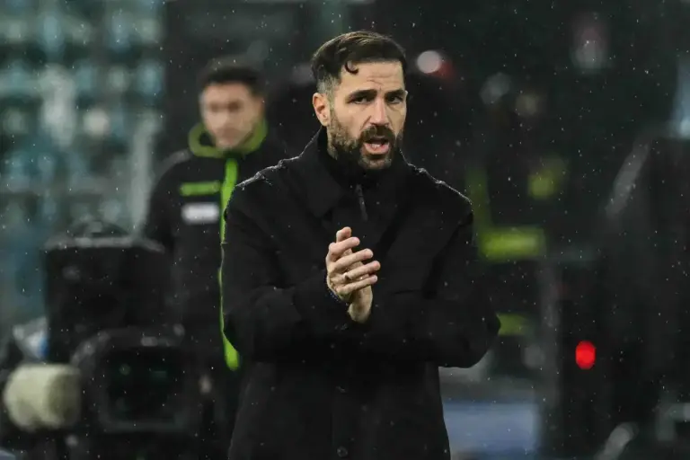 Chelsea told to snub Cesc Fabregas and hire world-class manager