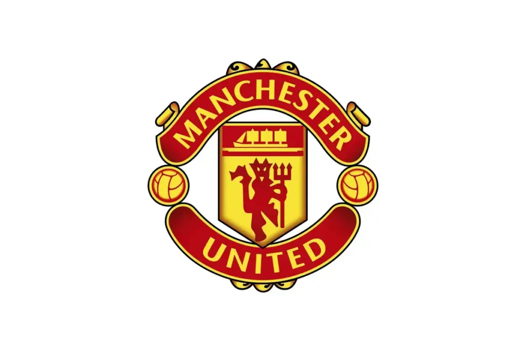 Ryan Giggs tips struggling Chelsea player to join Man United
