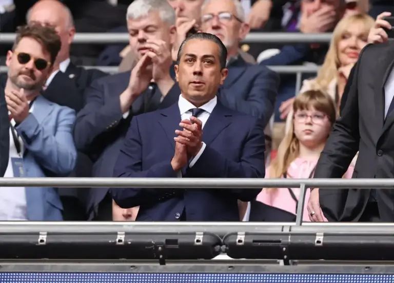 Behdad Egbahli spotted with former Chelsea manager