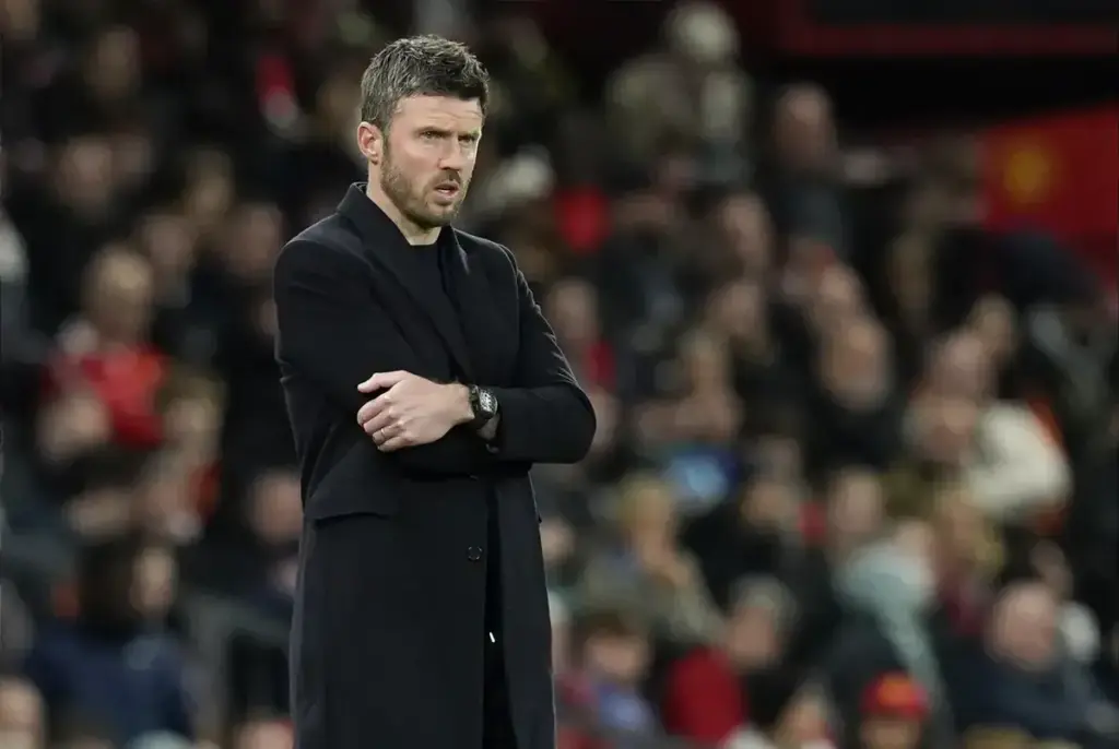 Manchester United handed double blow before facing Chelsea