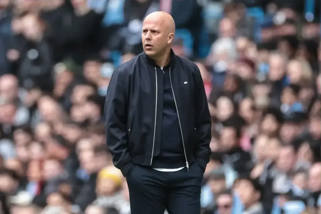 Chelsea make contact about deal to sign Liverpool midfielder