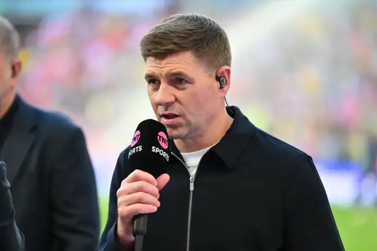 ‘First touch was like velcro’ – Steven Gerrard blown away by Chelsea player