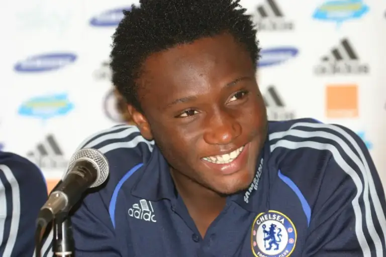 ‘Shouldn’t be wearing the blue shirt’ – John Obi Mikel slams Chelsea player