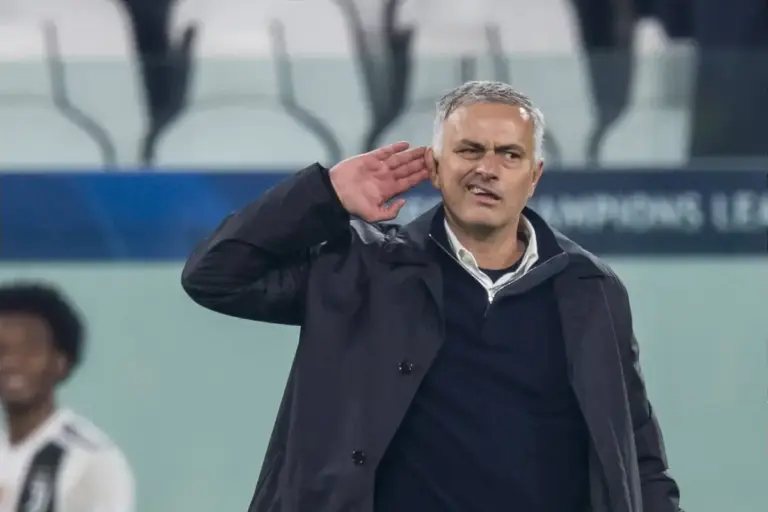 Jose Mourinho wants Real Madrid to sign Chelsea player
