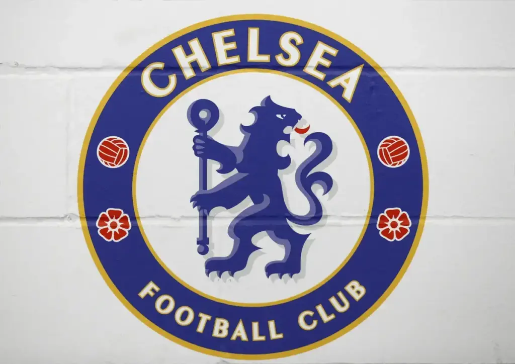 Chelsea ready to make offer for world-class goalkeeper