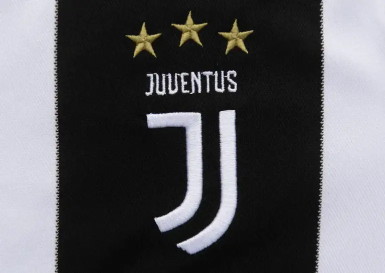 Chelsea tipped to sign Juventus striker spotted in London