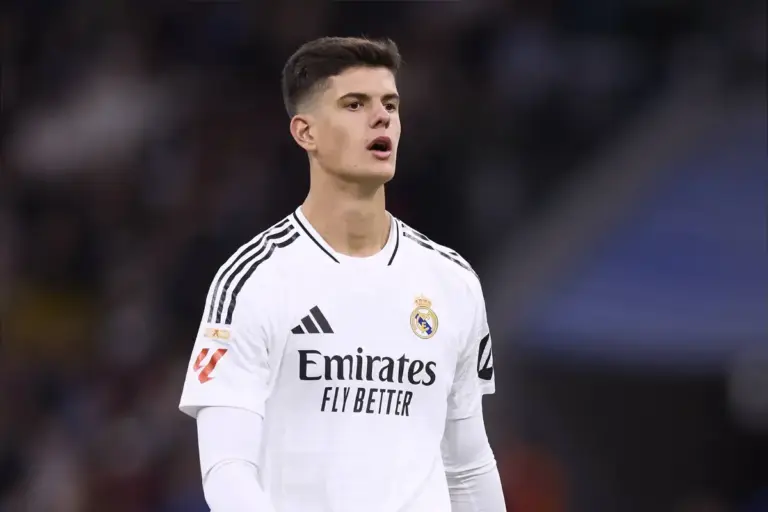 Chelsea make contact to sign former Real Madrid midfielder