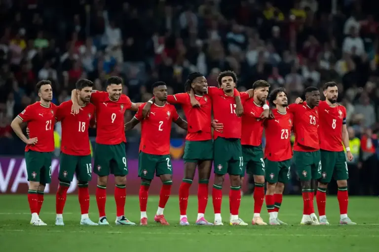 Chelsea want to sign Portuguese international for bargain fee
