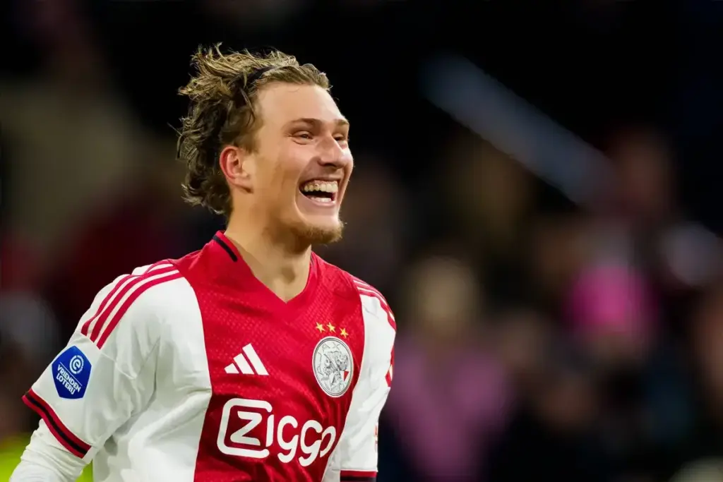 Chelsea want to sign Ajax winger with 31 G/A this season