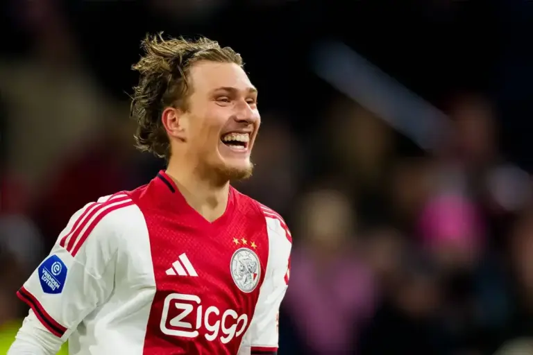 Chelsea want to sign Ajax winger with 31 G/A this season