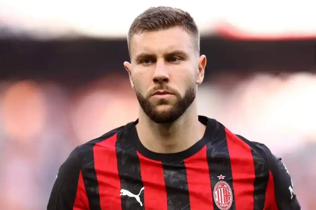 Who is Strahinja Pavlovic, the AC Milan centre-back Chelsea are poised to bid for?