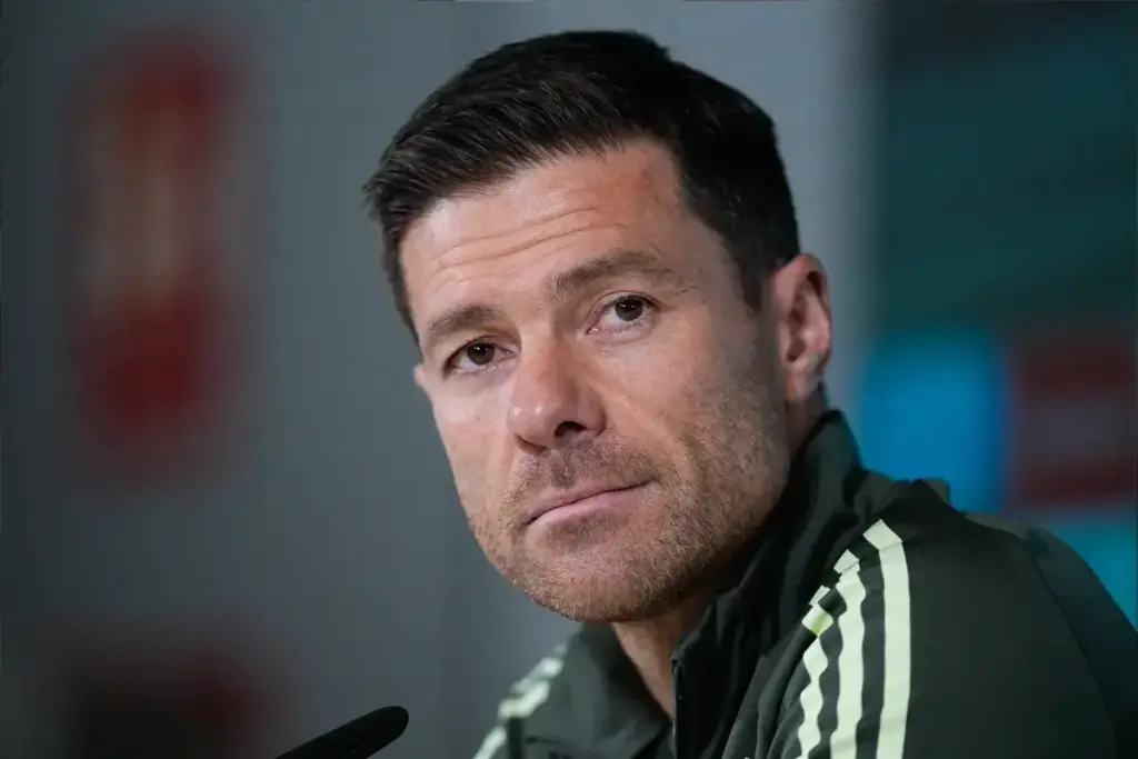 Xabi Alonso tells Chelsea player he wants as his first signing