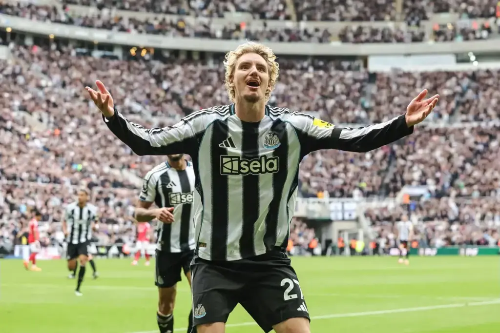 Chelsea handed major Nick Woltemade transfer boost