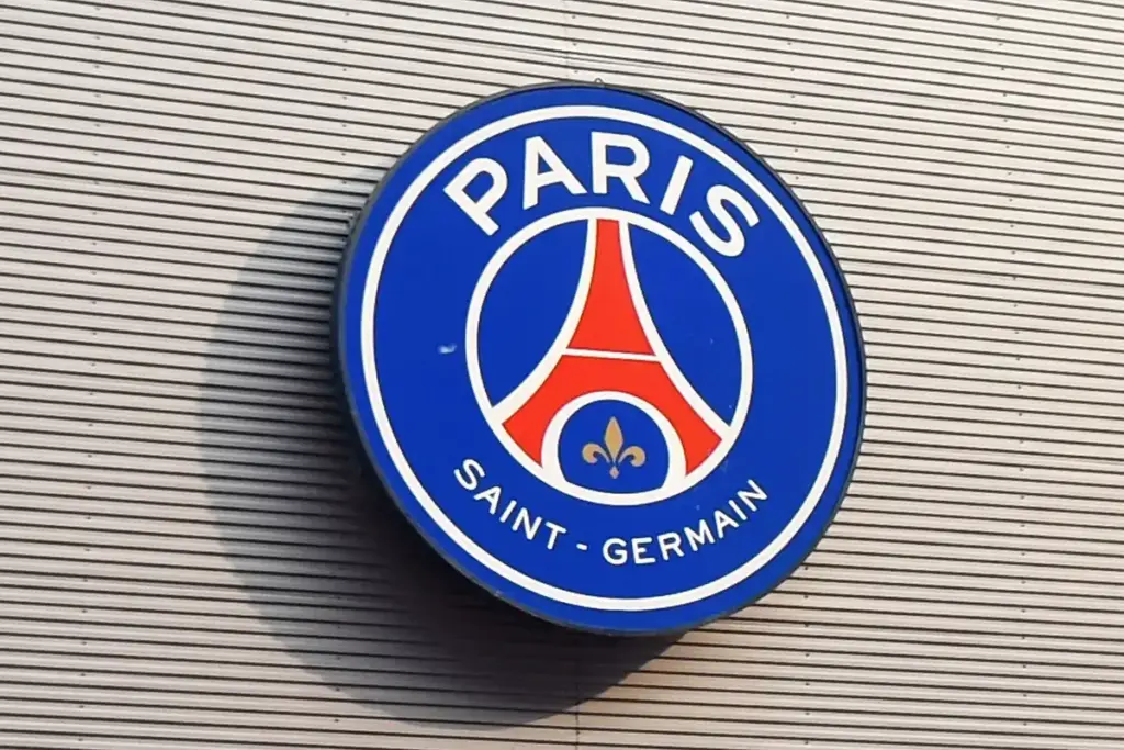 Chelsea could now sign PSG winger they failed to in January