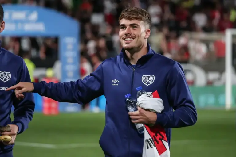 Chelsea Open Rayo Vallecano Talks For Pep Chavarría
