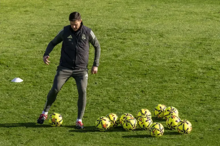 Xabi Alonso’s First Chelsea Pre-Season Date Gives Cobham Group A Real Audition