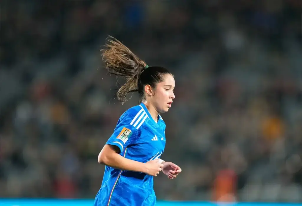 Chelsea sign Serie A Midfielder of the Year until 2030