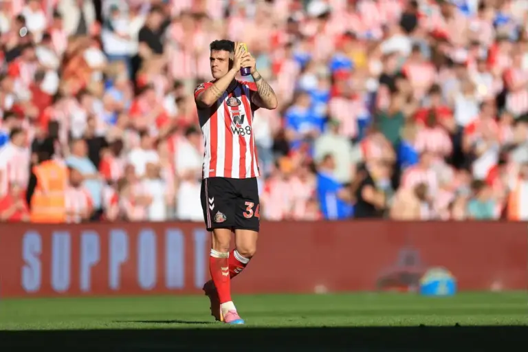 Chelsea Granit Xhaka Transfer Blocked As Sunderland Refuse Sale
