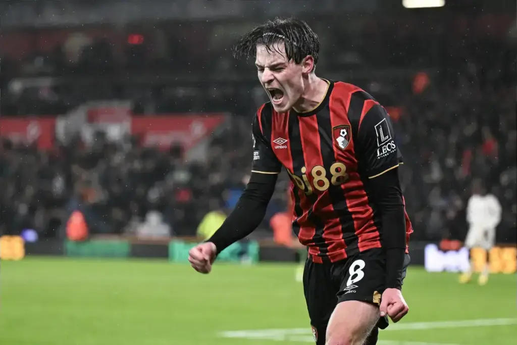 Chelsea ready second bid to sign £80m Bournemouth midfielder